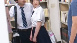 図書館での強姦事件