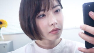 洗脳された巨乳アイドルが、嫌がりつつも淫乱ビッチに変貌