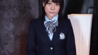 おじさん好きなウブJKが止まらないピストンでイキまくる