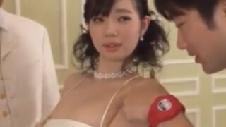 式場で時間を止め、新郎の目の前で花嫁を強姦する鬼畜