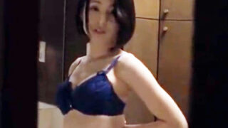 義母の着替え覗きがバレ、予想外の神展開に