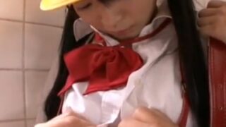 トイレでイタズラした結果、ミニマンコに大量中出し