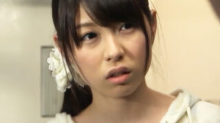 酔った同僚を送ったら、ノーブラパジャマの奥さんが現れた