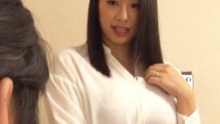 DQN保護者に寝取られ中出しされた爆乳妻