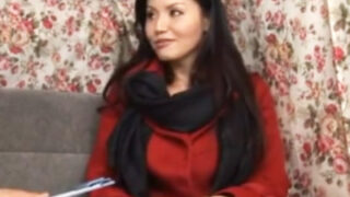 美人妻でも問題なし！ナンパし、口説いて中出しした様子を撮影した。