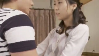 清楚なスレンダー妻が危険日に生中出しで妊娠し、アヘイキする。