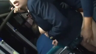 巨乳JKが痴漢に抵抗できずレイプされる