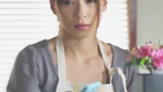 結婚後も上司と肉体関係を続ける美人女教師の背徳行為