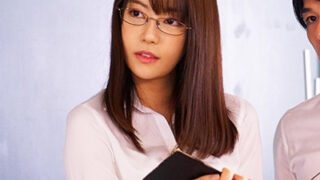 狂気的な生徒に目をつけられた美人教師が公開4Pで羞恥と潮吹きに至る