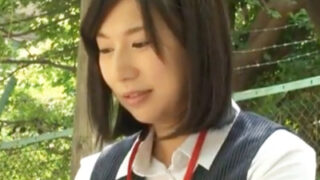 陰キャな銀行員OLとリーマンがアフターファイブでハードなエッチを楽しむ。