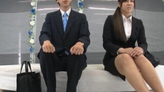 新卒OLが先輩社員に無断で中出しされる