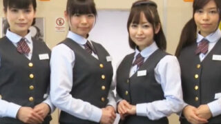 美人乗務員が最高のおもてなしを提供する中出し列車