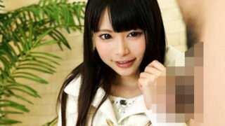 可愛い現役JDが男友達のチンポをスケッチし、興奮して素股後に生ハメ中出しセックス。