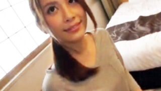 欲求が溜まっていた美人妻が大声で喘ぎ、他人棒で乱れる