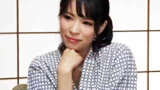 出張先の旅館で、美爆乳の上司と本気のセックスした。