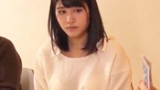 美少女がイタズラ好きショタにマンコを好き放題にされる