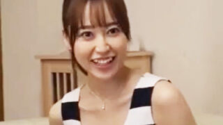 上司に迫られた巨乳妻が、止まらないほどのイキっぷりで種付けセックスに没頭する