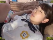 美少女JKが部屋に入り、初めての大人の玩具と巨チンで発情し、即パコ