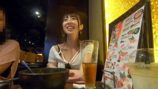 都会の若者が美女を猛アタックし、ハメ撮りまで行う企画