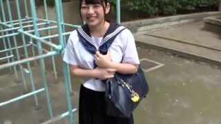 無垢なJKが赤面酸欠に陥る瞬間。