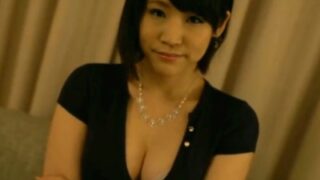 美人妻がAVに挑戦し、日常のSEXでは得られない極限快感で人生最大のアヘ顔に達する。
