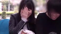 罰ゲームで中出しされる彼女