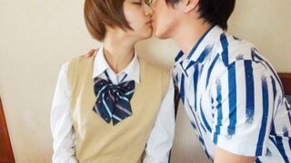 両親不在の間に、ボーイッシュでおませな妹と中出し性交。