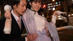 同窓会の昔の憧れが人妻に変わり、家まで送る偽装の話