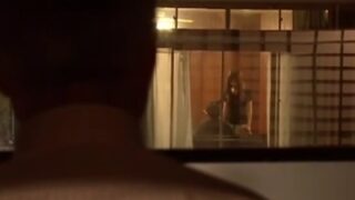 隣の老人がロックオンした人妻を根っこから寝取る