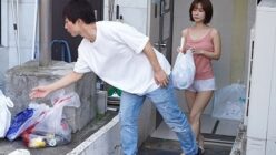 年下男子に浮気された若妻が、旦那も浮気していると主張した