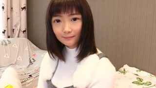 外見はロリ系の18歳の女性が、実際は放縦な性格だった。
