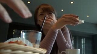 可愛い美形ギャルとホテルでイチャイチャしながらハメ撮り