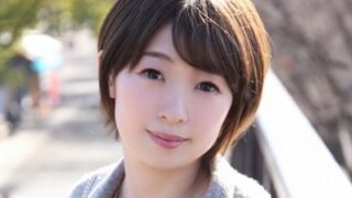 まだまだ現役の素人妻が不倫サイトでAV出演、性欲がすごいショートカット妻