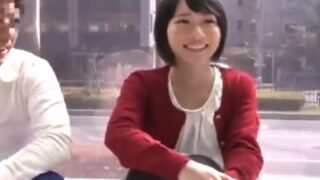 19歳黒髪美少女の可愛い反応