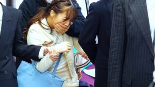 電車でヤメられない痴漢、三上悠亜が何度もプロレイパーに犯される事件の概要