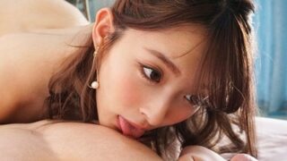 19歳の新人が初めての中出しで白い体を痙攣させ、種付けの成人式を行う。