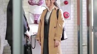 しっかりした女上司と相部屋で朝まで不倫