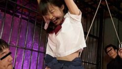 美少女JKがアナルまで引き裂かれる極悪拷問
