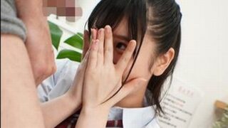 JKリフレ嬢に勃起したチンポを見せ付けたときの反応