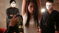美人女アサシン、宿敵の男の情報を掴むも返り討ちにあう