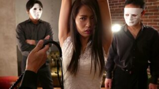 美人女アサシン、宿敵の男の情報を掴むも返り討ちにあう