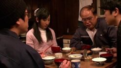 タイムスリップでJK時代の母親と近親相姦