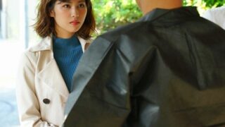 旅行先で元カレと再会し、彼氏の目を盗んで関係を持つ美人彼女