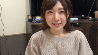 感度が高く細身のロリがカメラ目線でガチイキ