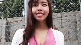 喘ぎ声が止まらない淫乱素人と痙攣ハメ撮り
