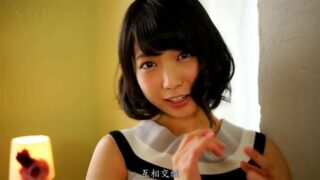 初心の残る美少女がダブルチンポ3Pで激イキ