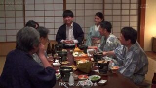 若女将のエッチなご奉仕で噂が立つ旅館