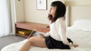 好きな人に見られることを望んでしまうオナニー