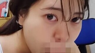 真面目系JKが先生にフェラチオでご奉仕