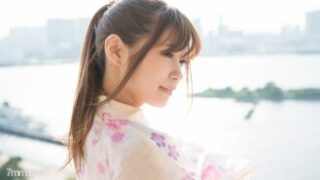 優雅に乱れる浴衣美人。